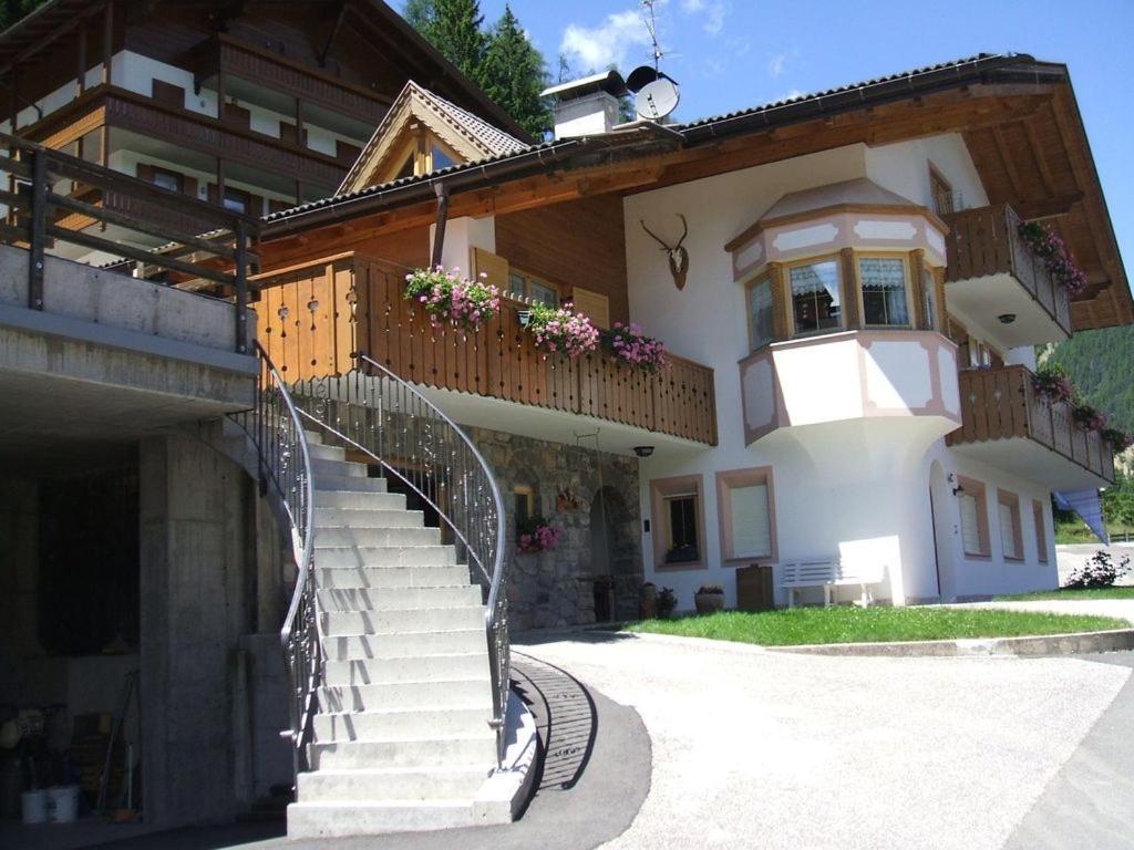 Villa Mazzel - Cima 12 Виго-ди-Фасса Экстерьер фото